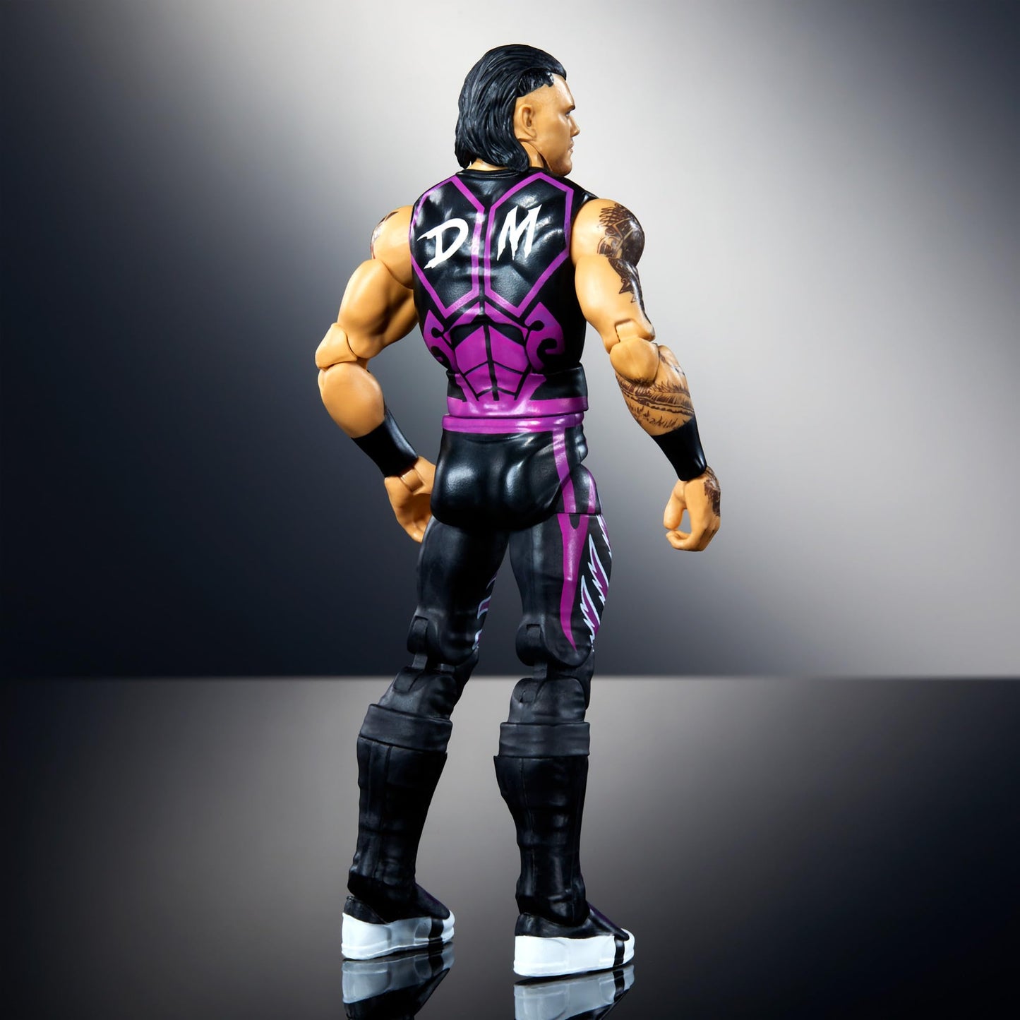 Mattel WWE Elite Action Figure & Accessories, 6-inch Collectible Dominik Mysterio with 25 Articulation Points, Life-Like Look & Swappable Hands